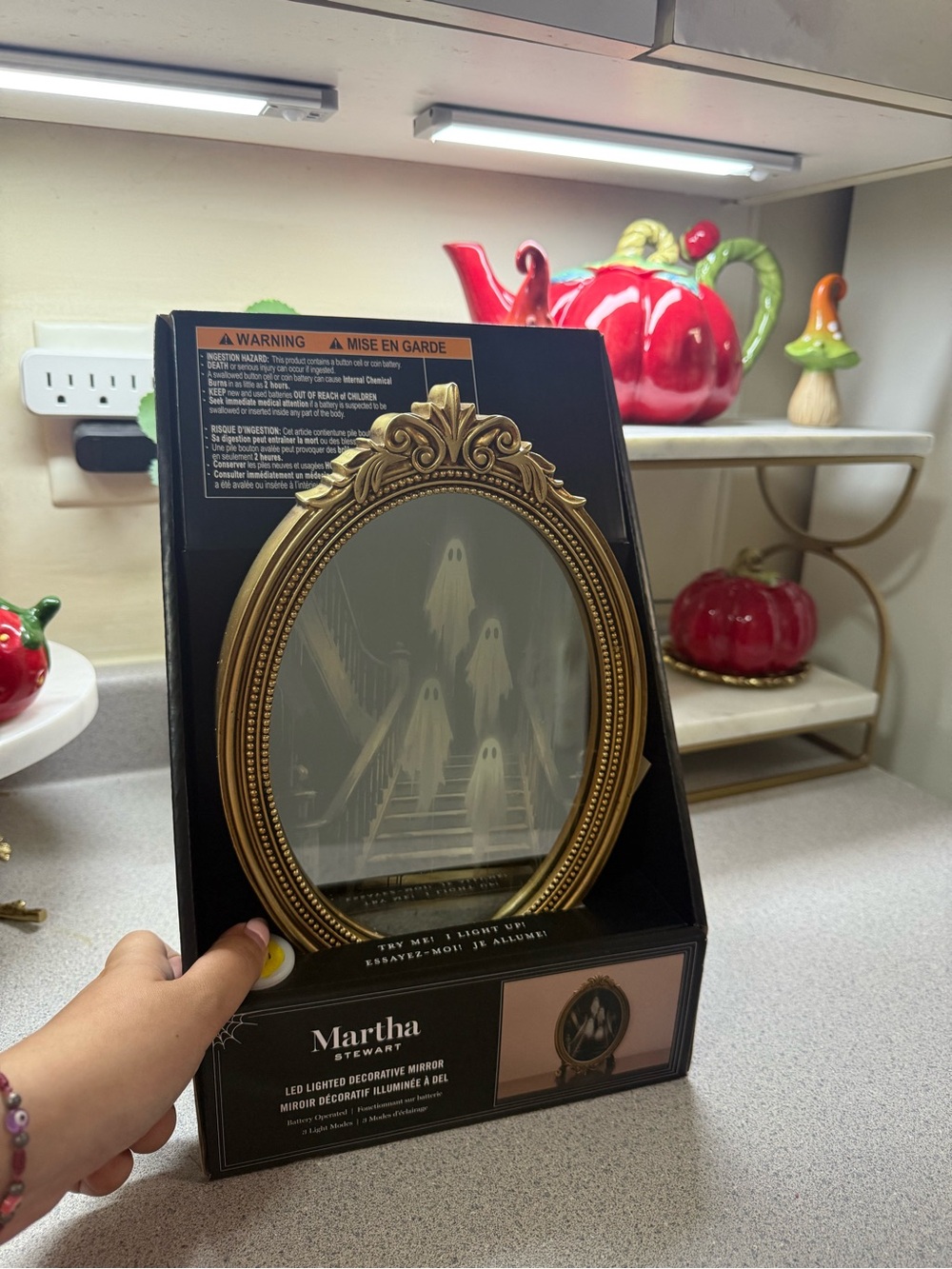 Martha Stewart Halloween LED Lighted Ghost Mirror Staircase - New In Box